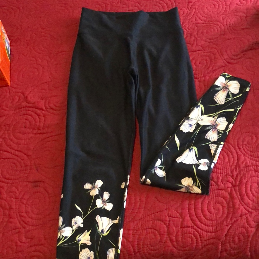 Compress yoga pants